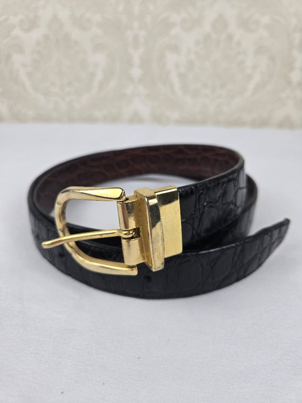 Men's Leather Belt Reversible Black Brown Gold Toned Hardware Made in Italy